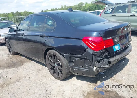 2011 BMW 740I z USA, uszkodzony, nr VIN WBAKA4C50BC392111